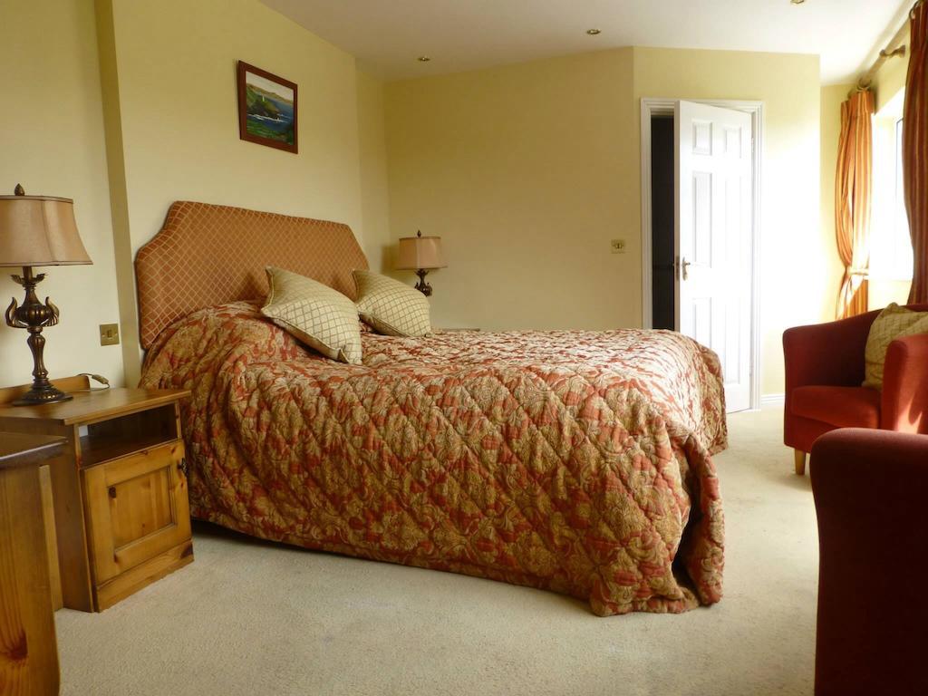 Island View House Bed & Breakfast Castletownbere Oda fotoğraf